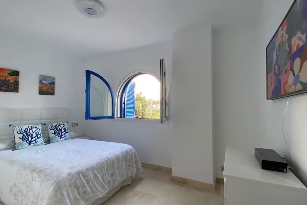Primera Linea 3 Habitaciones Manilva Сан Луис де Сабинияс Екстериор снимка